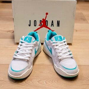 Nike Air Jordan CMFT Era Women’s Size 8.5